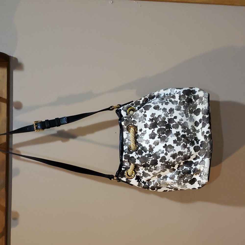 Michael Kors Black, White and Gold Floral Drawstring Crossbody Bucket Bag - Picture 3 of 5
